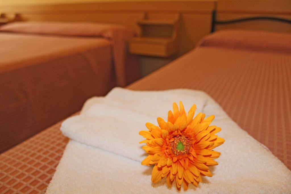 B&B Hotel Lina Pinarella Room photo