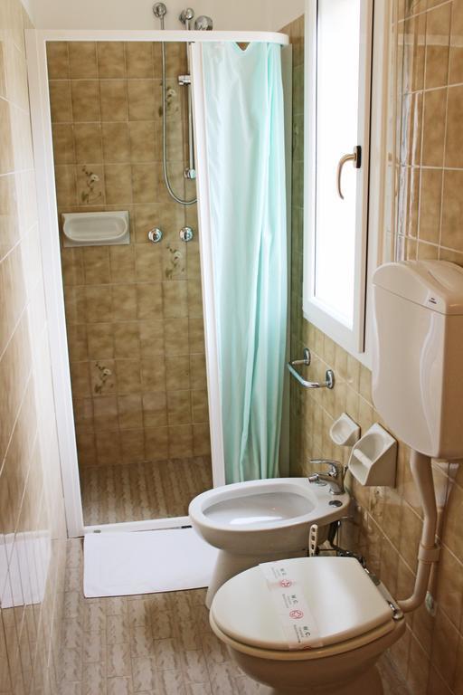 B&B Hotel Lina Pinarella Room photo