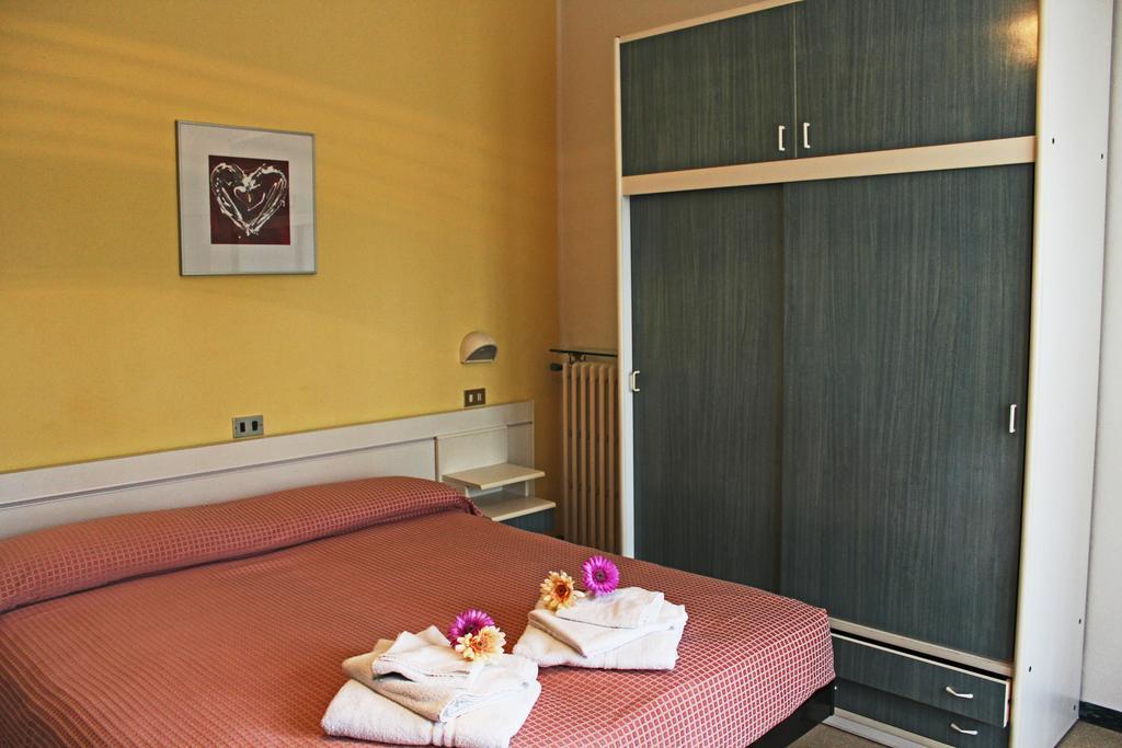 B&B Hotel Lina Pinarella Room photo